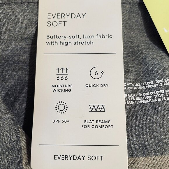 NWT All In Motion Travel Shirt Gray Stretch Button Up Quick Dry UPF50 Small - Picture 11 of 11